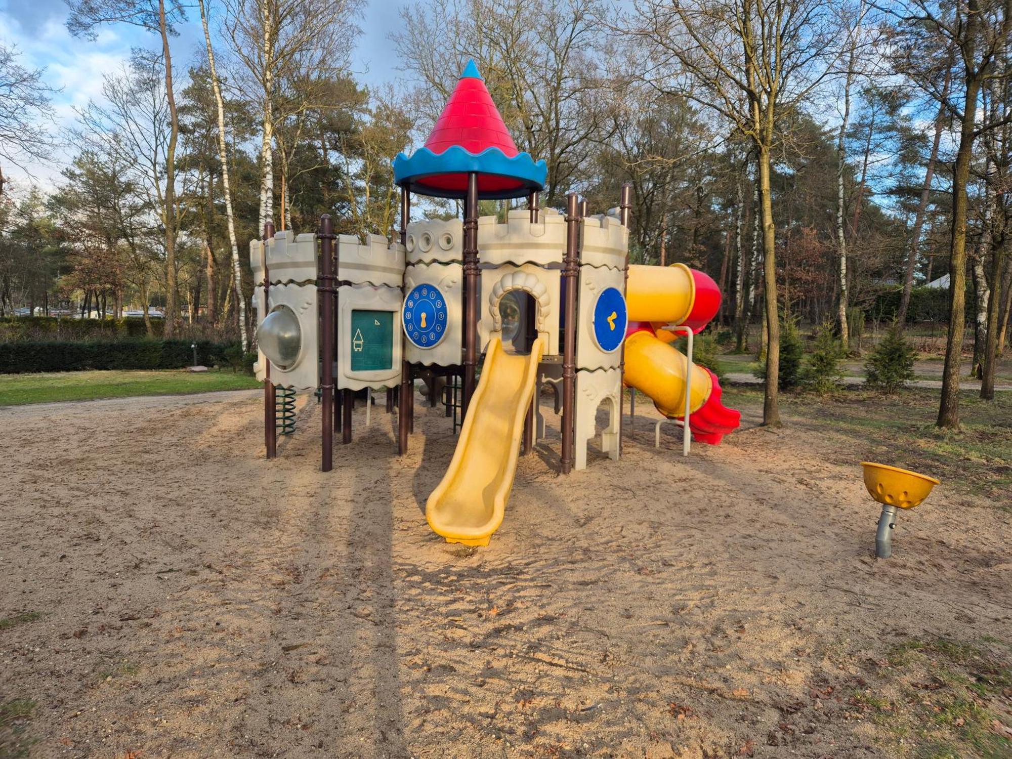 Het Veluwse Boshuisje Knus Chalet Met Omheinde Tuin Op De Veluwe 헨덜루 외부 사진
