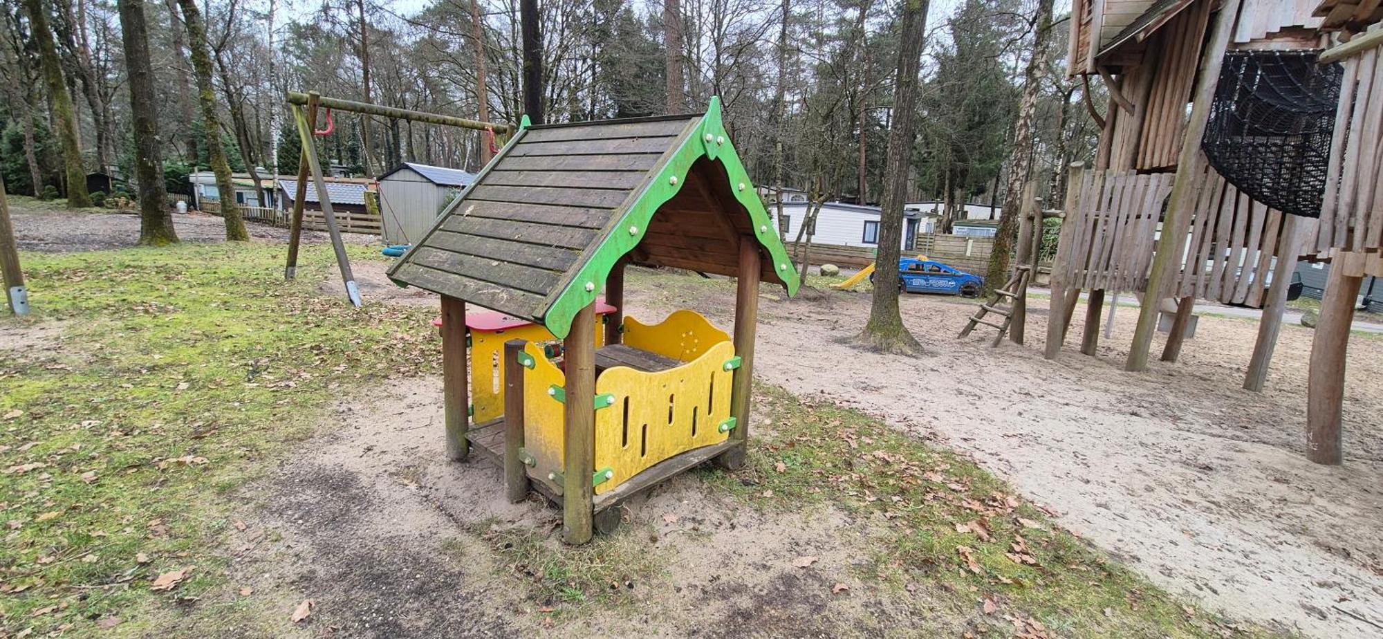 Het Veluwse Boshuisje Knus Chalet Met Omheinde Tuin Op De Veluwe 헨덜루 외부 사진